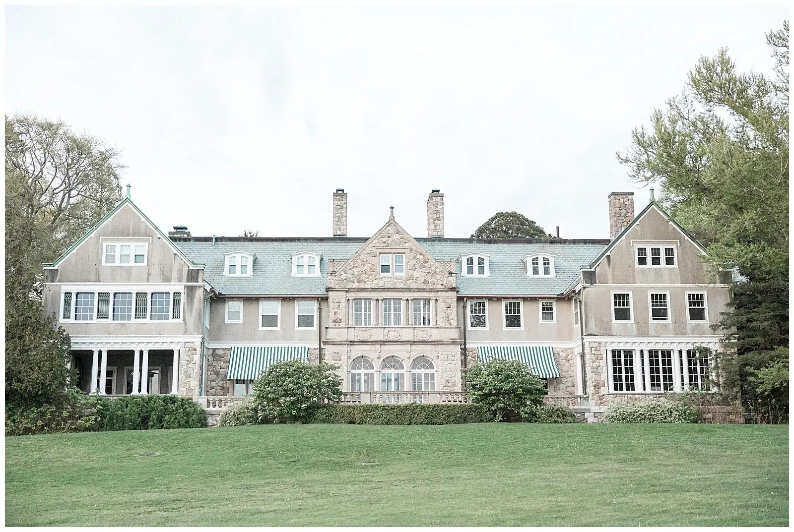 A Timeless and Elegant Wedding at Blithewold Mansion. Mobile Image